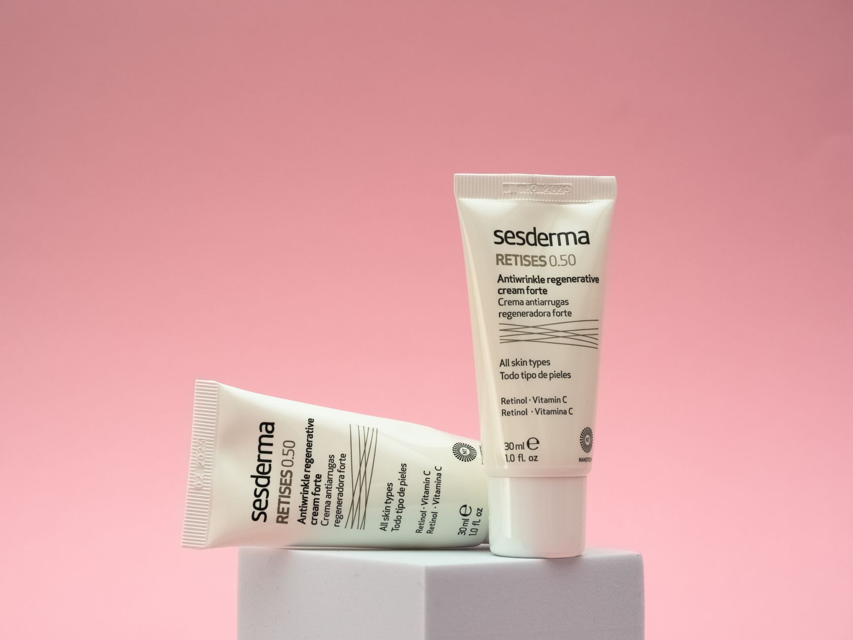 Retinol całorocznie? "Retinol 2.0" zmienia zasady gry w pielęgnacji. Jak stosować bezpiecznie przez cały rok